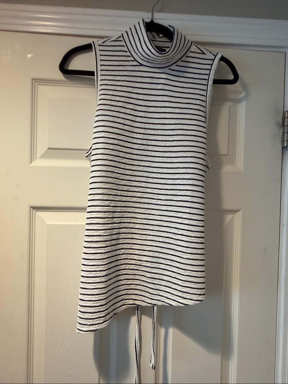 NWOT Striped Sleeveless Mock Neck Tank Top in Black & White 1X